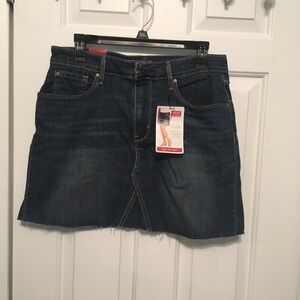NWT Signature by Levi Strauss size 10 high rise denim skirt